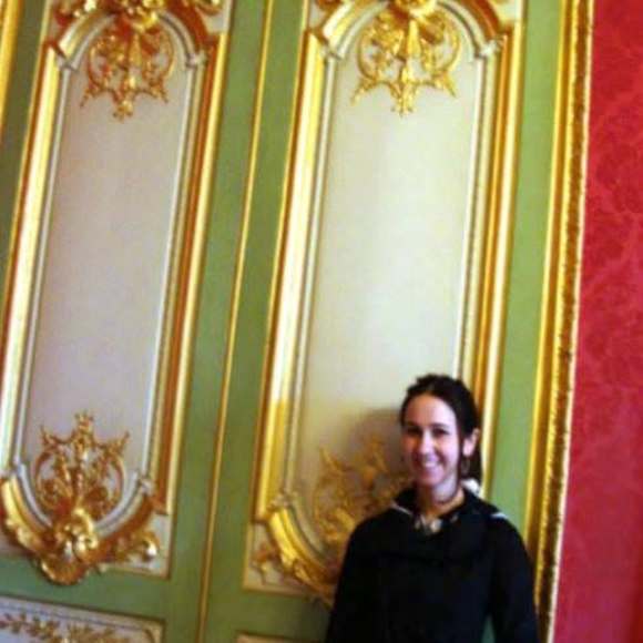 Meet your Posher, Desiree - Picture 1 of 1